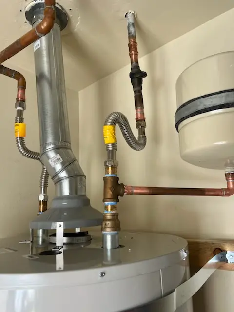 Water heater installation and plumbing repair in Green Valley Estates
